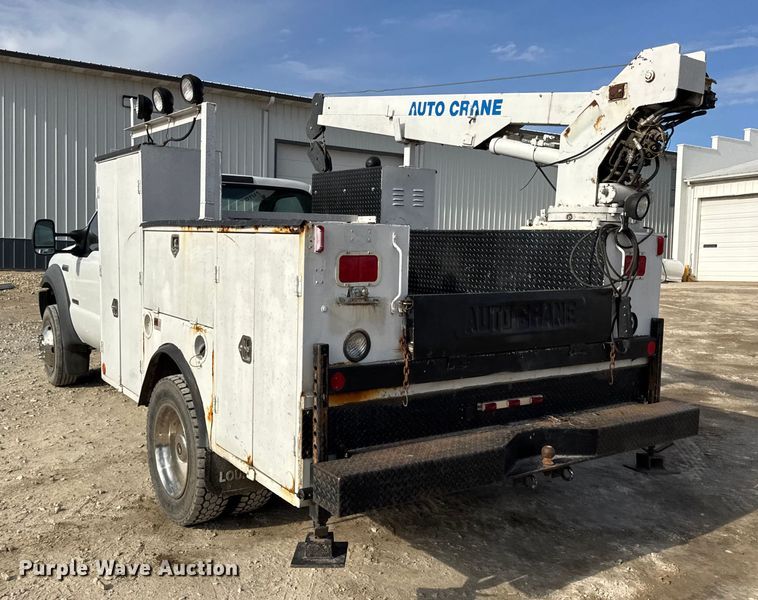 image for item ER0282 2005 Ford F450 Super Duty utility / service truck