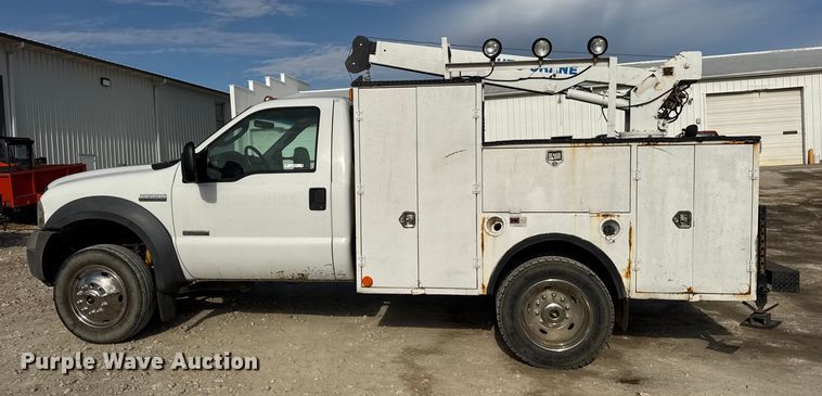image for item ER0282 2005 Ford F450 Super Duty utility / service truck