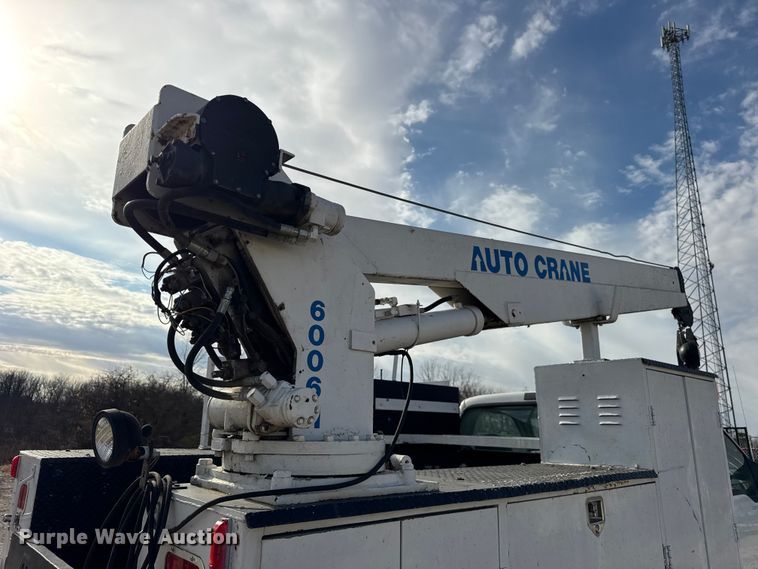 image for item ER0282 2005 Ford F450 Super Duty utility / service truck