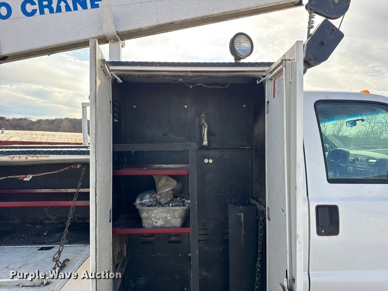 image for item ER0282 2005 Ford F450 Super Duty utility / service truck