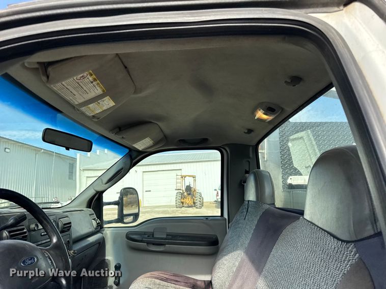 image for item ER0282 2005 Ford F450 Super Duty utility / service truck