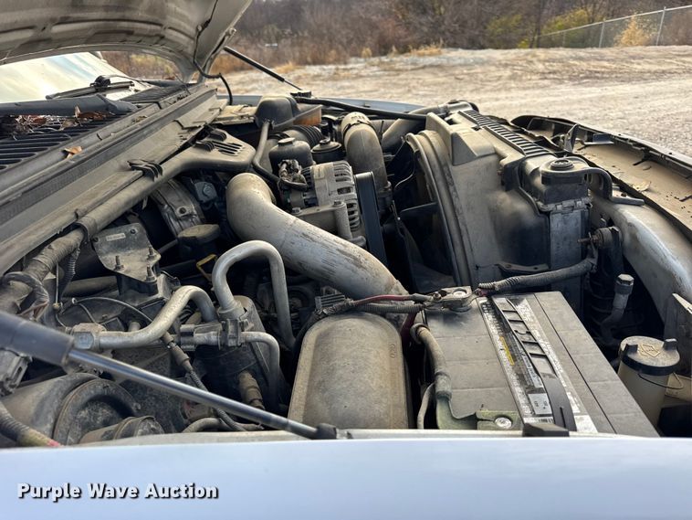 image for item ER0282 2005 Ford F450 Super Duty utility / service truck