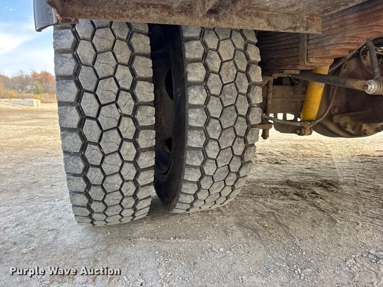 image for item ER0282 2005 Ford F450 Super Duty utility / service truck