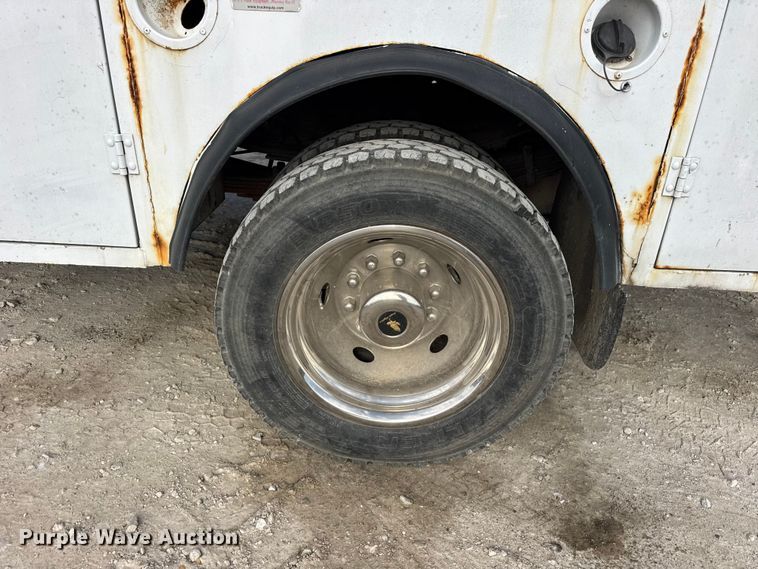 image for item ER0282 2005 Ford F450 Super Duty utility / service truck