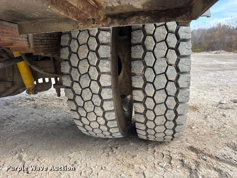 image for item ER0282 2005 Ford F450 Super Duty utility / service truck