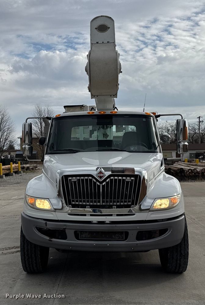 CAMIóN CON CANASTILLA 2014 INTERNATIONAL ALTEC