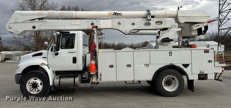 image for item ER0285 2014 International 4400 bucket truck