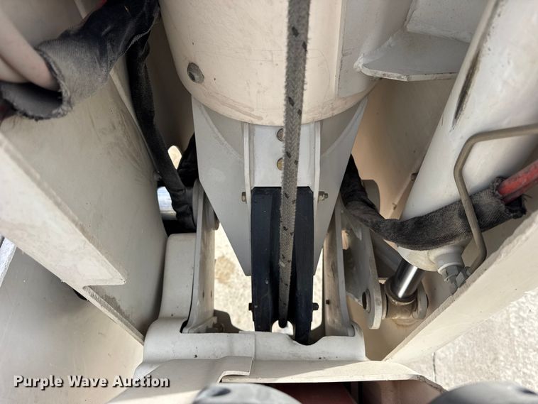 image for item ER0285 2014 International 4400 bucket truck