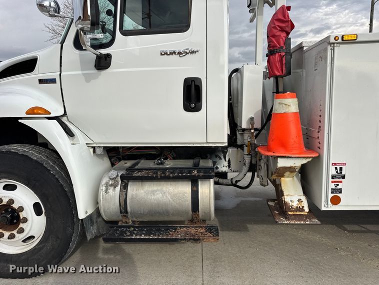 image for item ER0285 2014 International 4400 bucket truck