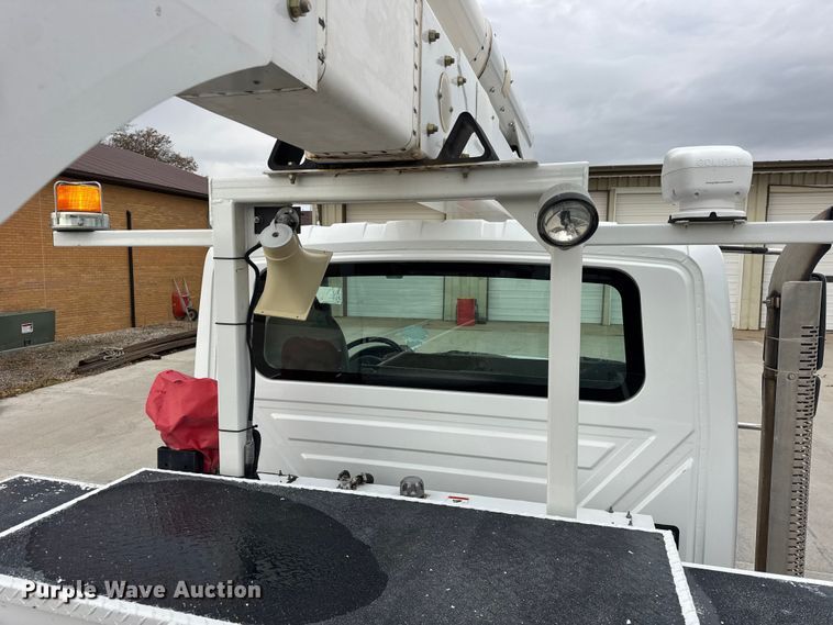 image for item ER0285 2014 International 4400 bucket truck