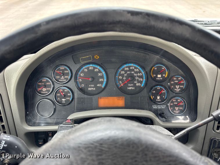 image for item ER0285 2014 International 4400 bucket truck