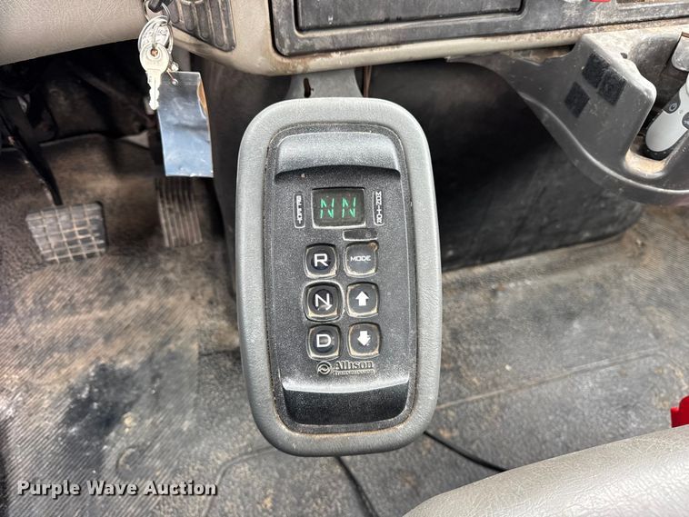 image for item ER0285 2014 International 4400 bucket truck