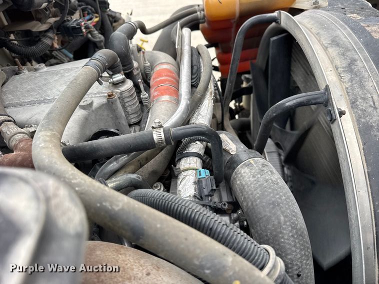 image for item ER0285 2014 International 4400 bucket truck