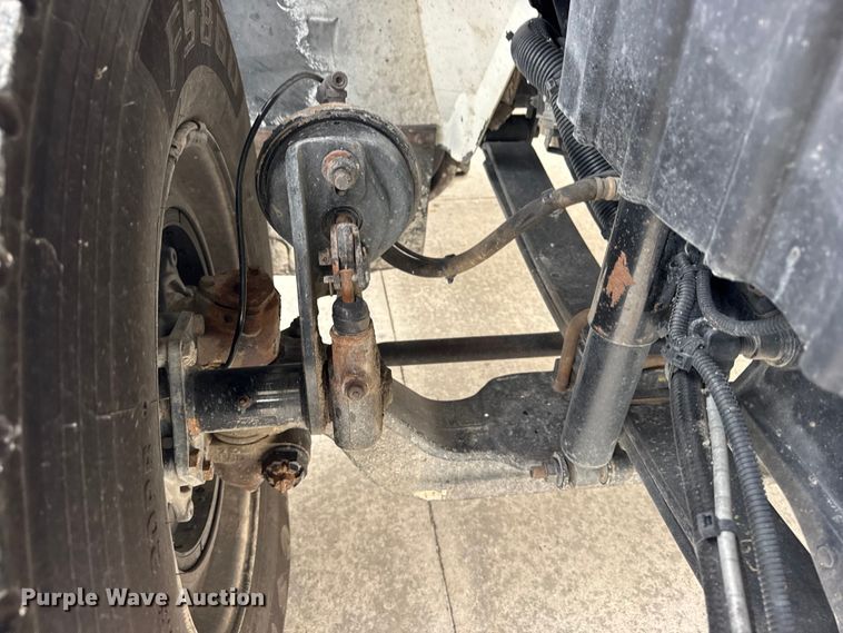 image for item ER0285 2014 International 4400 bucket truck