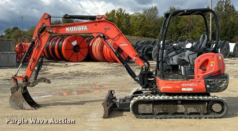 image for item ET6572 2017 Kubota KX040-4 mini excavator
