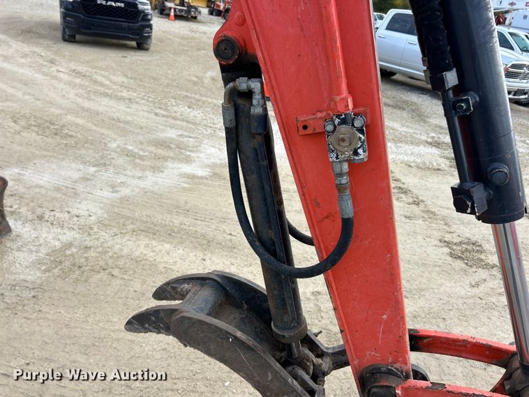 image for item ET6572 2017 Kubota KX040-4 mini excavator