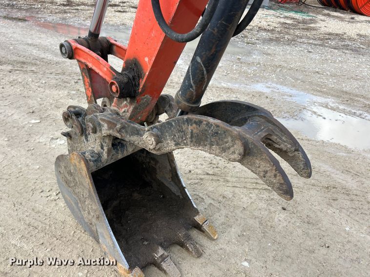 image for item ET6572 2017 Kubota KX040-4 mini excavator