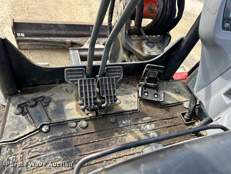 image for item ET6572 2017 Kubota KX040-4 mini excavator