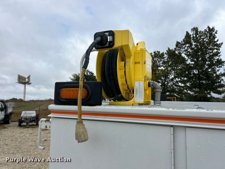 image for item ET6573 2009 Freightliner Business Class M2 utility / service truck