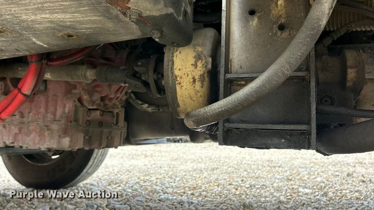 image for item ET6573 2009 Freightliner Business Class M2 utility / service truck