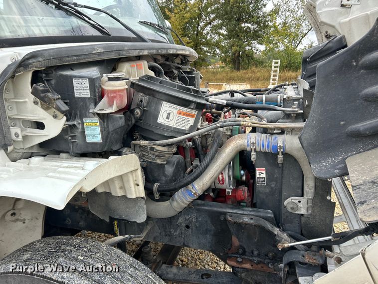 image for item ET6573 2009 Freightliner Business Class M2 utility / service truck