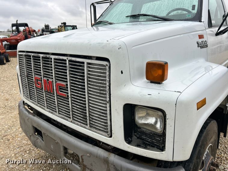 image for item ET6576 1999 Chevrolet C7500 truck cab and chassis