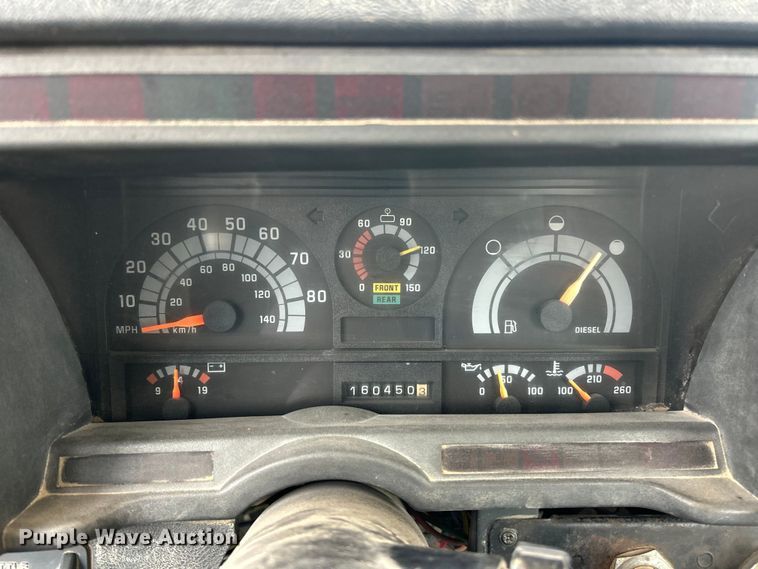 image for item ET6576 1999 Chevrolet C7500 truck cab and chassis