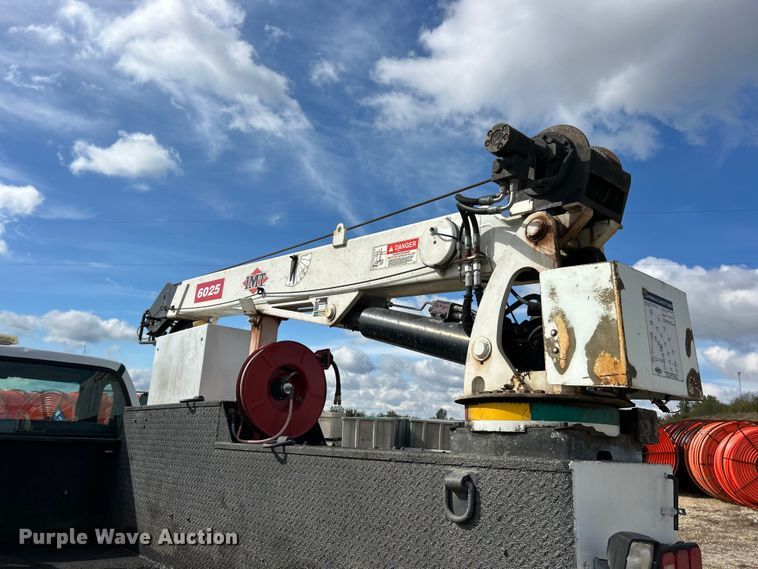 image for item ET6579 2005 Ford F750 Super Duty utility / service truck