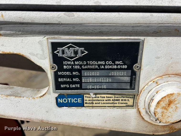 image for item ET6579 2005 Ford F750 Super Duty utility / service truck