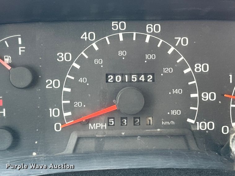 image for item ET6579 2005 Ford F750 Super Duty utility / service truck