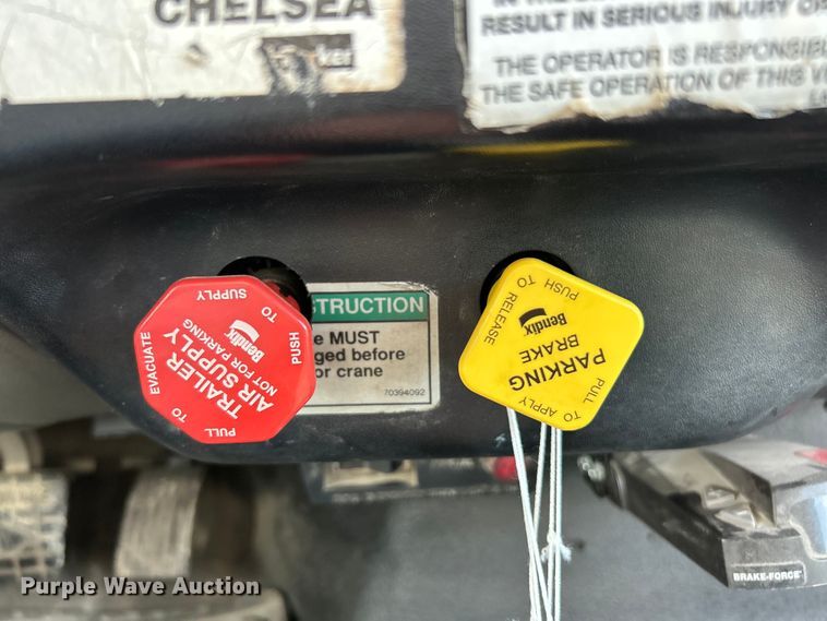 image for item ET6579 2005 Ford F750 Super Duty utility / service truck