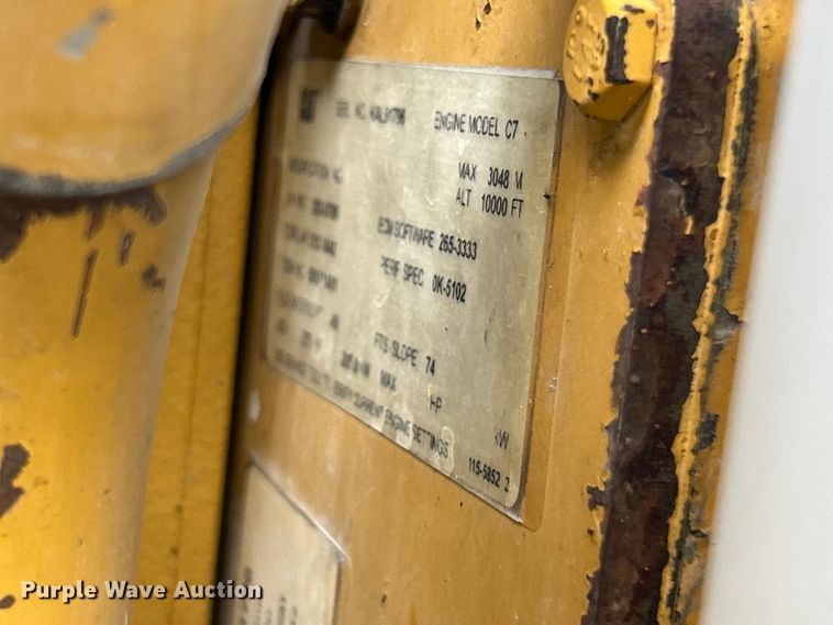 image for item ET6579 2005 Ford F750 Super Duty utility / service truck