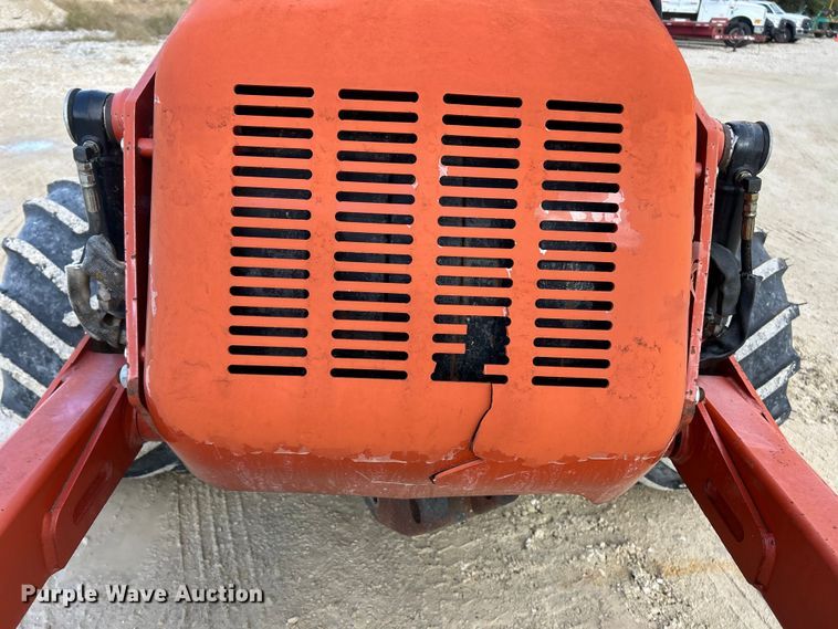 image for item ET6585 2007 Ditch Witch RT55 vibratory cable plow