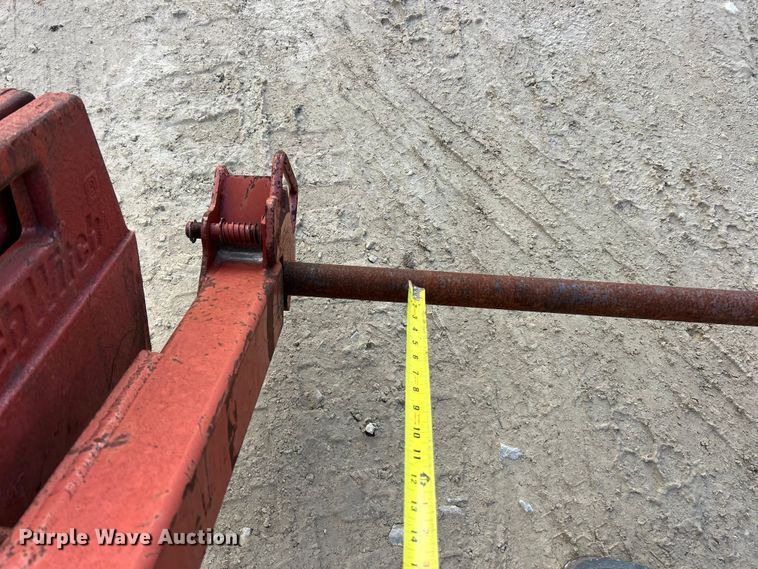 image for item ET6585 2007 Ditch Witch RT55 vibratory cable plow