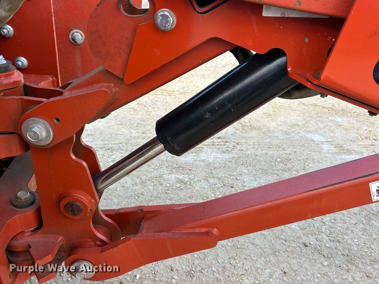 image for item ET6585 2007 Ditch Witch RT55 vibratory cable plow