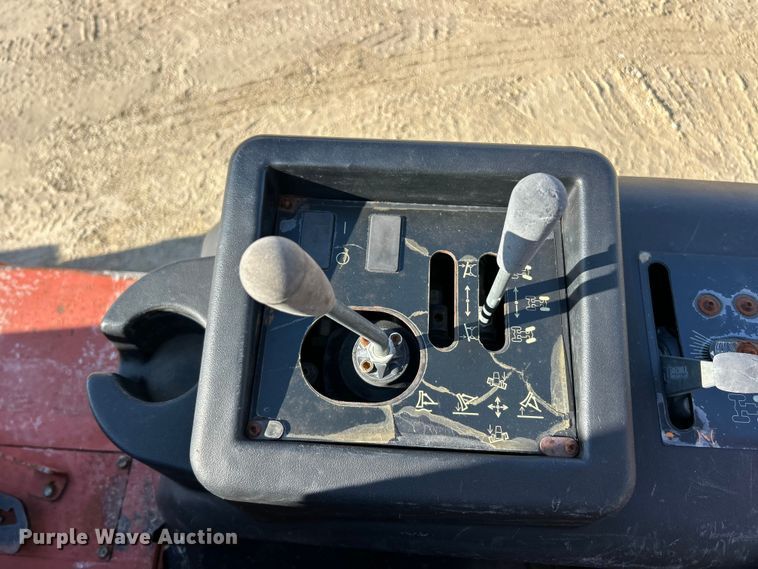 image for item ET6585 2007 Ditch Witch RT55 vibratory cable plow