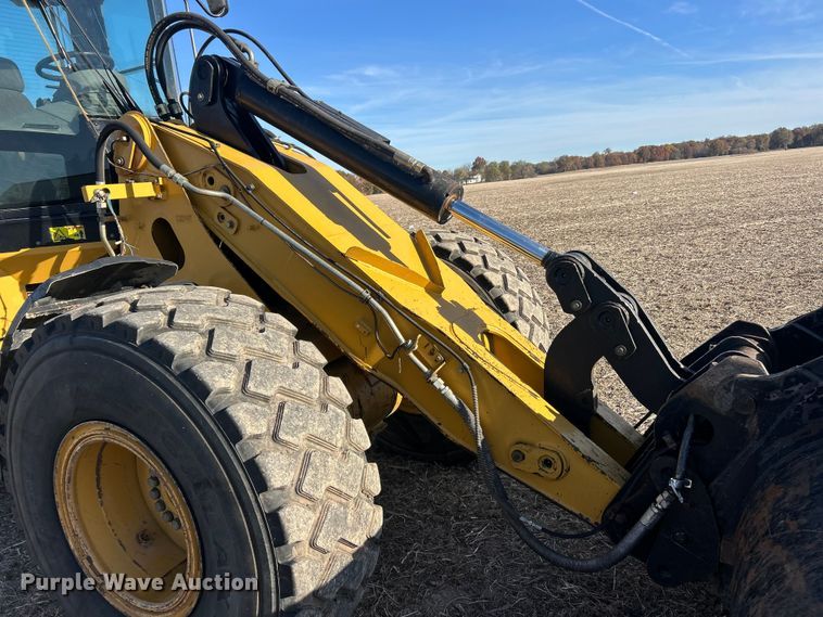 image for item ET6652 2006 Caterpillar 930G wheel loader