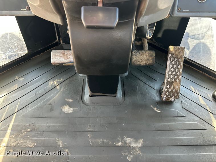 image for item ET6652 2006 Caterpillar 930G wheel loader