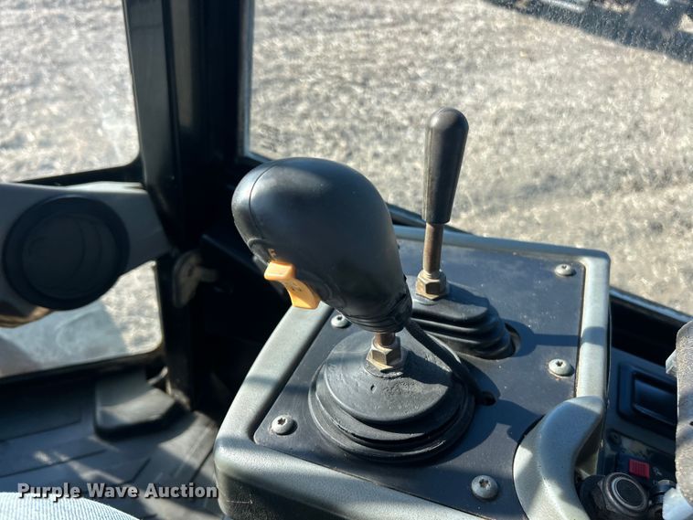 image for item ET6652 2006 Caterpillar 930G wheel loader