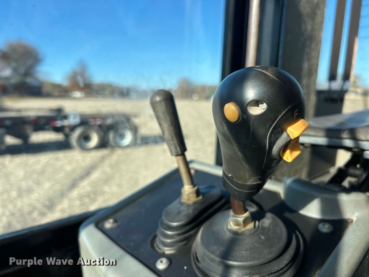 image for item ET6652 2006 Caterpillar 930G wheel loader