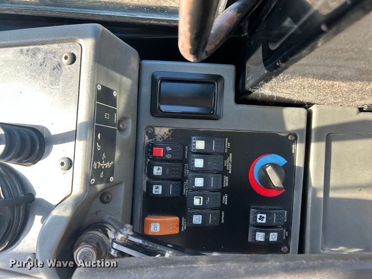 image for item ET6652 2006 Caterpillar 930G wheel loader