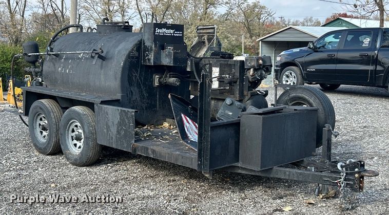image for item ET6666 Seal Master  seal coat trailer