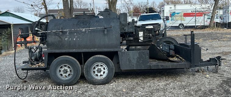 image for item ET6666 Seal Master  seal coat trailer