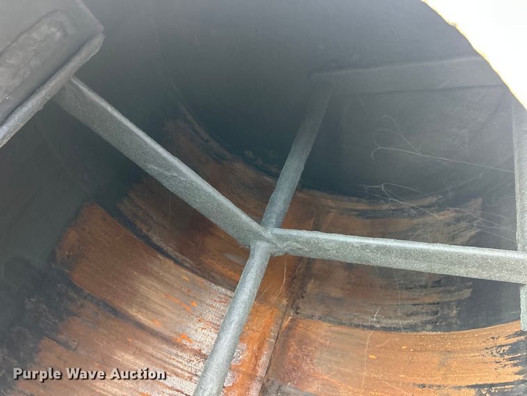 image for item ET6666 Seal Master  seal coat trailer