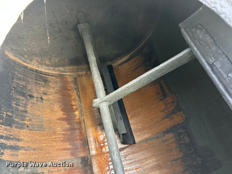 image for item ET6666 Seal Master  seal coat trailer