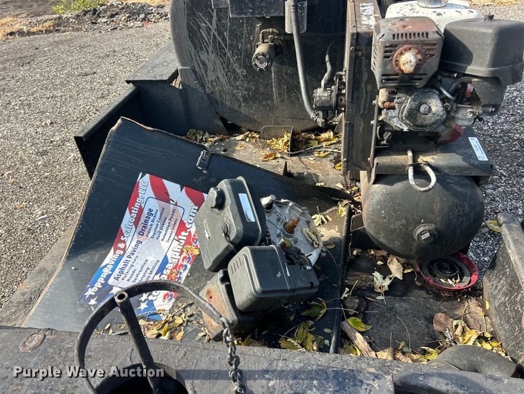 image for item ET6666 Seal Master  seal coat trailer