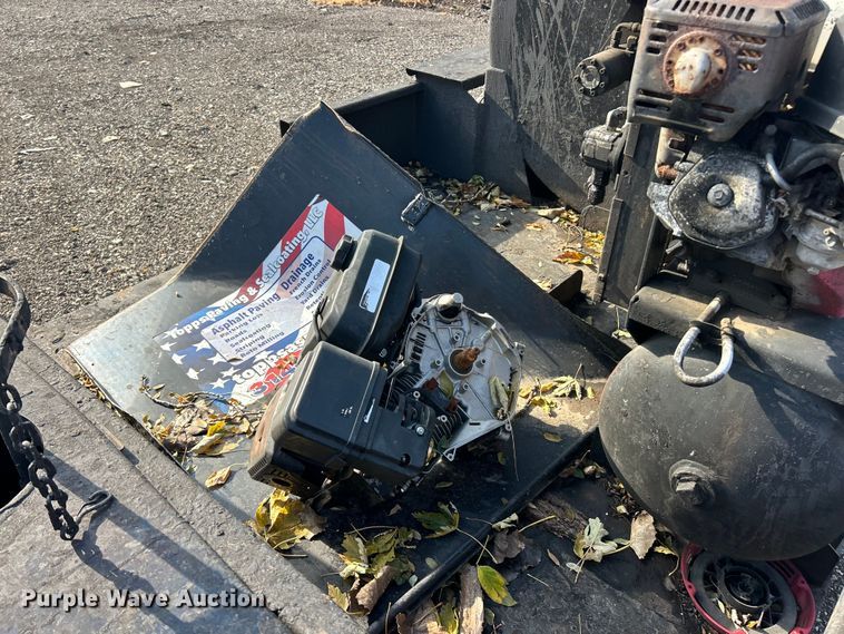 image for item ET6666 Seal Master  seal coat trailer