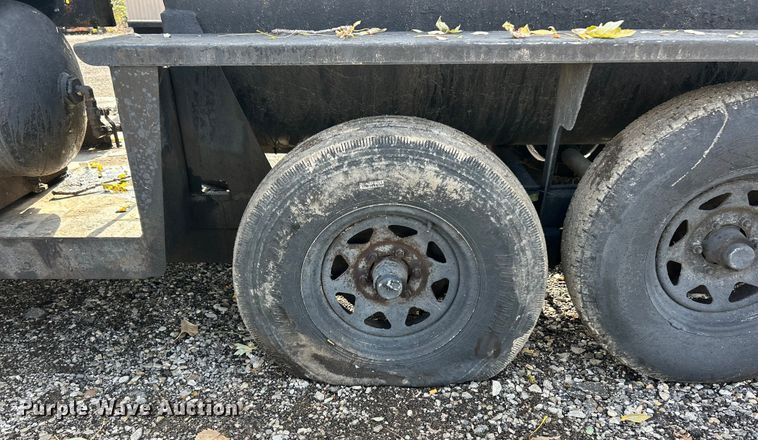 image for item ET6666 Seal Master  seal coat trailer