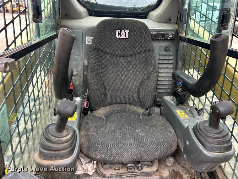 image for item ET6671 2015 Caterpillar 299D2XHP tracked skid steer loader