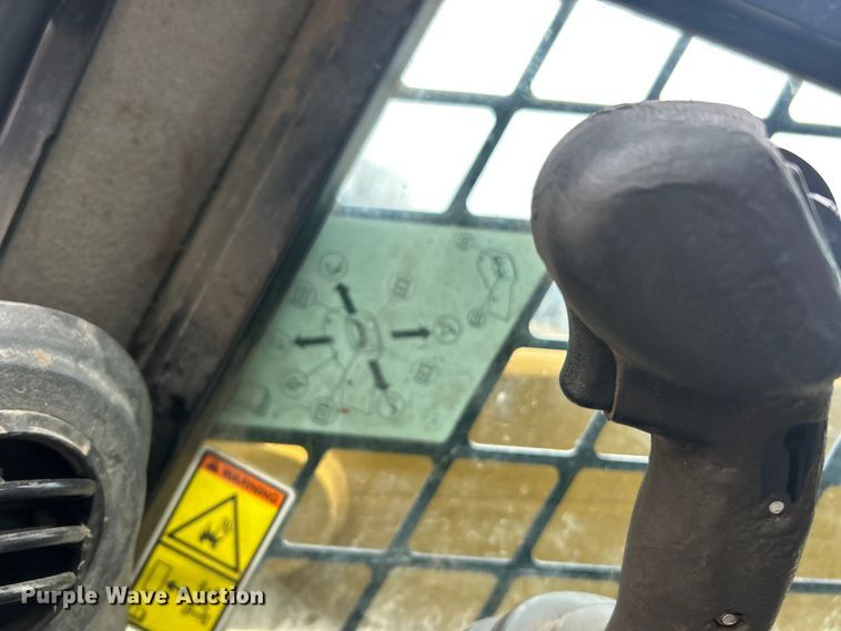 image for item ET6671 2015 Caterpillar 299D2XHP tracked skid steer loader